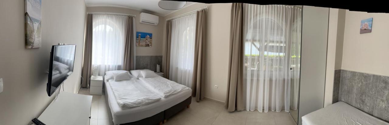 Topart Apartman I Balatonfenyves Esterno foto