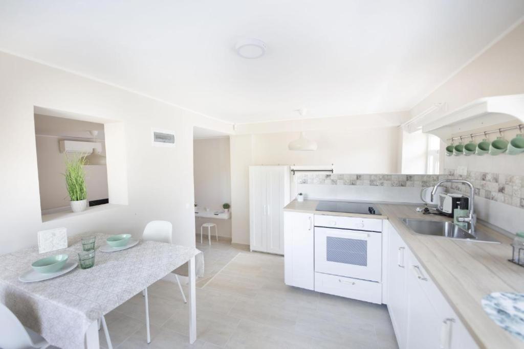 Topart Apartman I Balatonfenyves Esterno foto