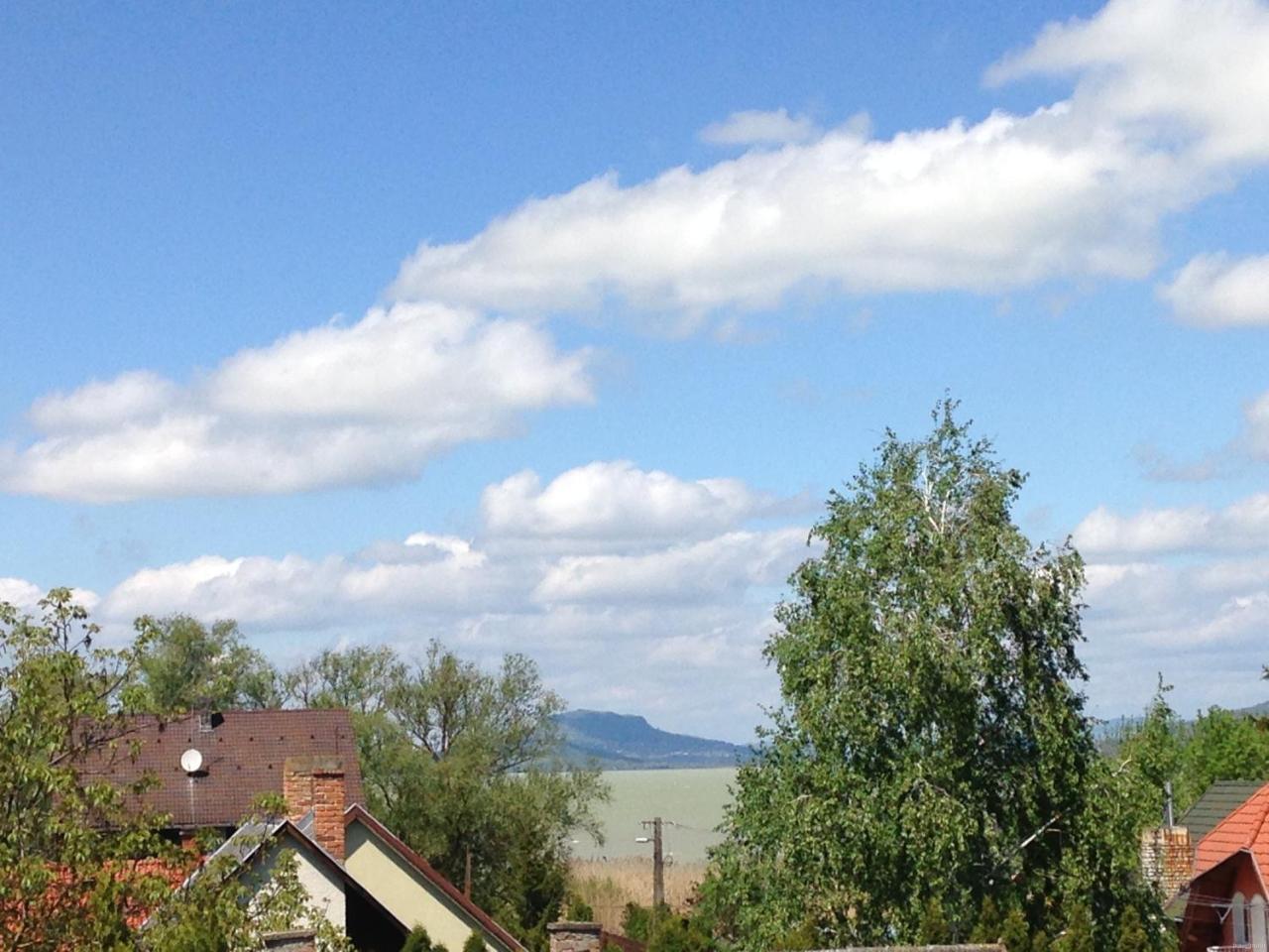 Topart Apartman I Balatonfenyves Esterno foto
